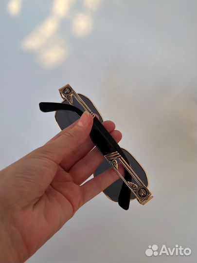 Солнцезащитные очки