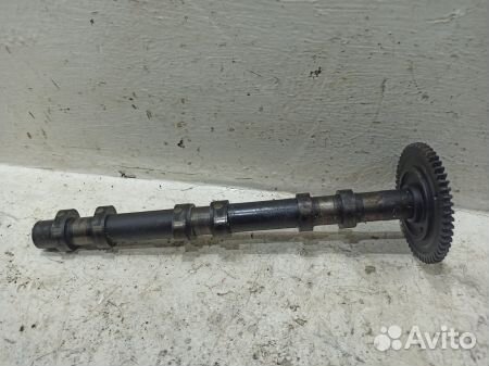 Распредвал выпускной