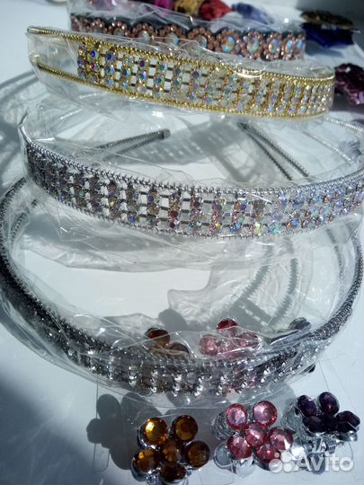 Ободок для волос с камешками