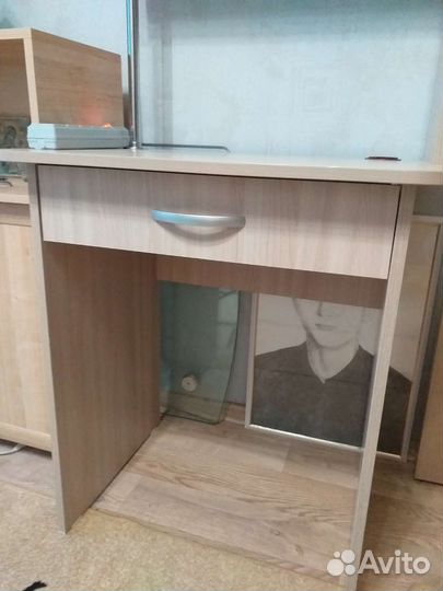 Компьютерный столик бу