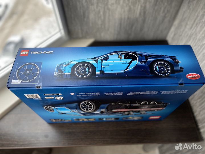 Новый Lego Bugatti 42083 Technic (в наличии)