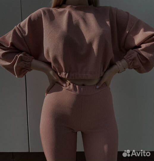 Костюм спортивный женский