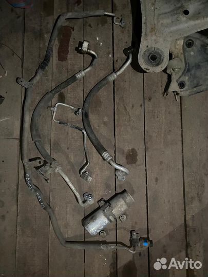 Трубки кондиционера Toyota Camry SXV10