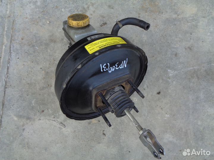 Главный тормозной цилиндр Ниссан нп300