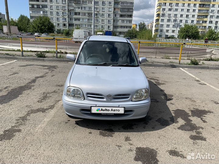 Nissan March 1.0 AT, 2001, 268 000 км