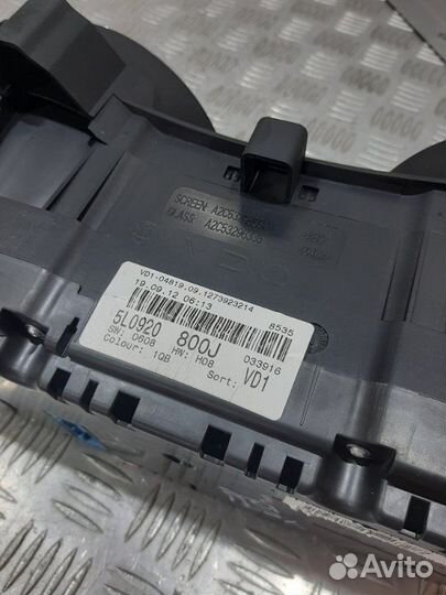 Панель приборов Skoda Yeti 5L CBZ 2013