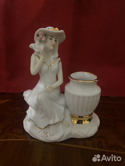 Подсвечник, статуэтка (для зубочис) фигурки гжель