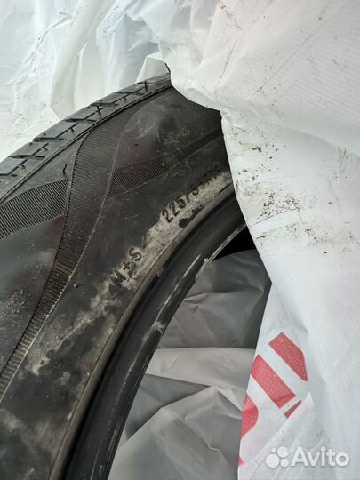 Cooper Avalanche X-Treme 225/55 R18