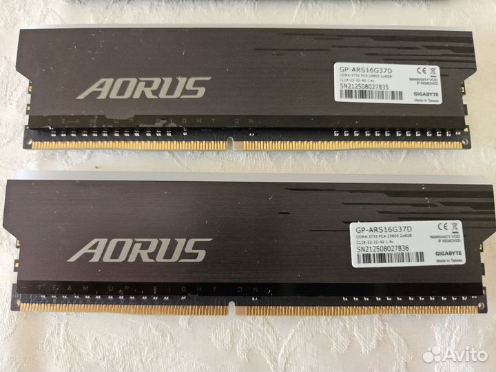 Aorus RGB Gaming Memory DDR4 3733 мгц 2x8 гб