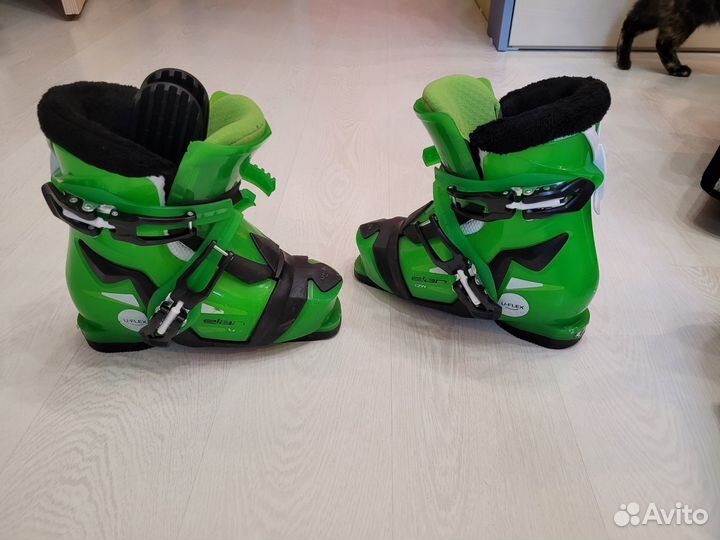 Горнолыжные ботинки детские 22.5