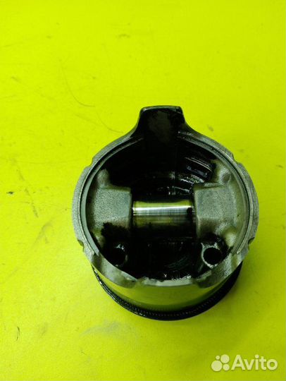 Поршень Mazda Bongo SS28M R2 1999