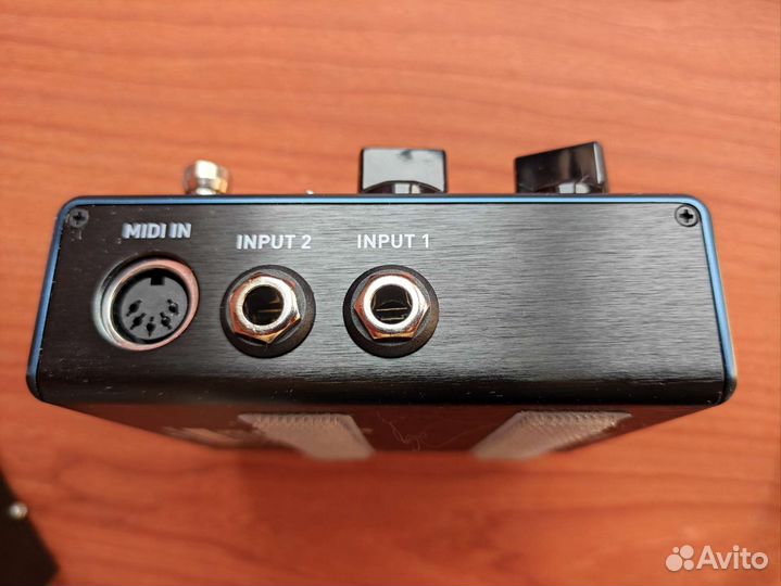 SourceAudio Collider + AMT FS2 midi ревер/дилей