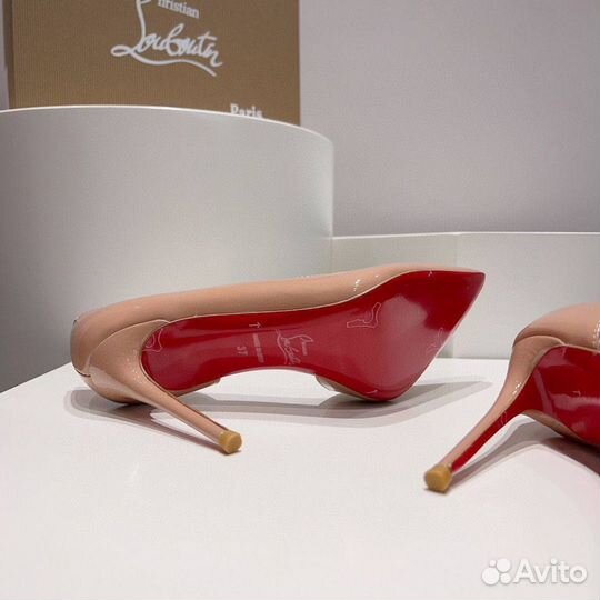 Туфли Christian Louboutin