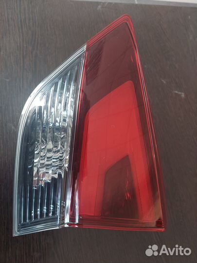 Фонарь правый Nissan X-Trail T32