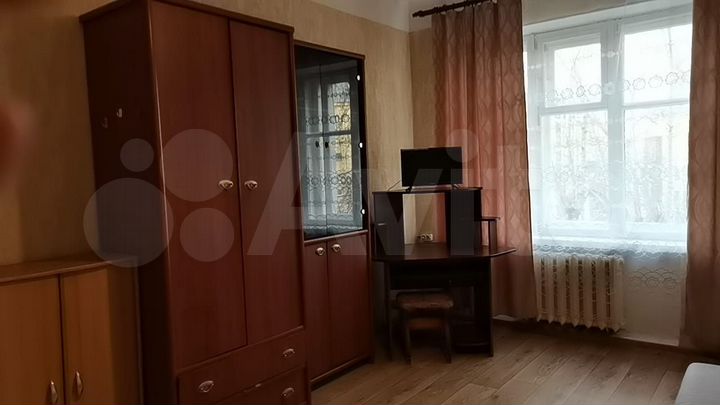 Комната 10 м² в 4-к., 4/5 эт.