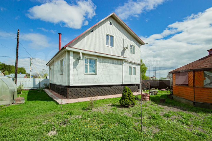 Дом 160 м² на участке 8,5 сот.