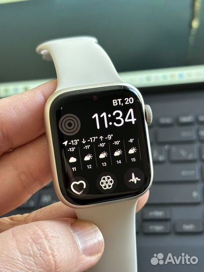 Apple Watch Series 7 45 мм Starlight