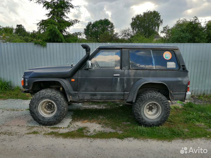 Nissan Patrol, 1994