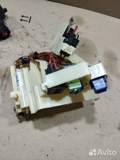 Корпус блока предохранителей Bmw 3-series E46