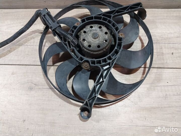 Вентилятор кондиционера Skoda Octavia VW Golf 4