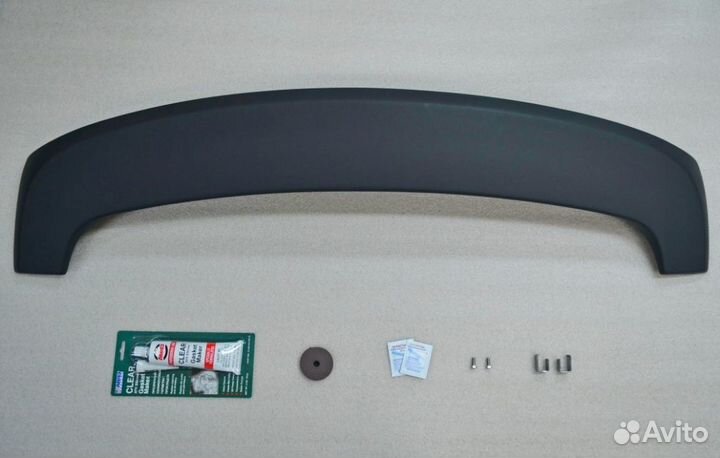 Спойлер на Renault Duster