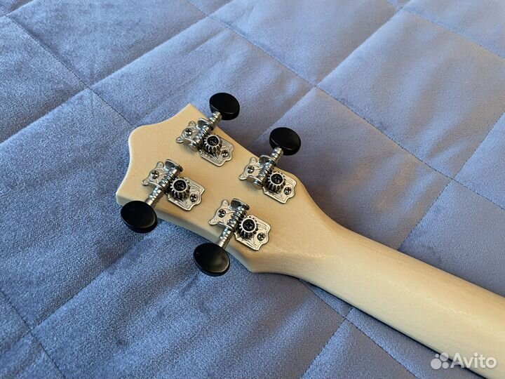 Укулеле сопрано TUS 32 sakura с чехлом