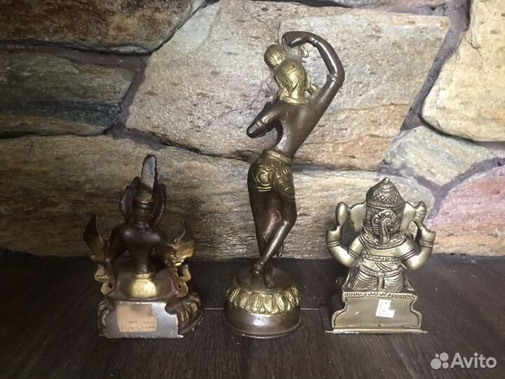 Литые статуэтки из бронзы