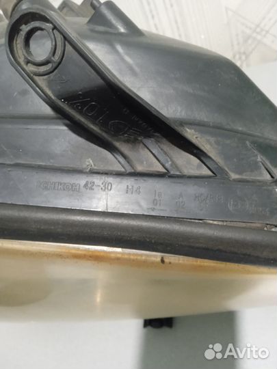 Фары на toyota rav 4 2поколение 2004 гв