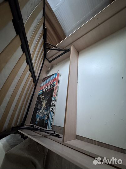 Кровать двухспальная с матрасом 140 200