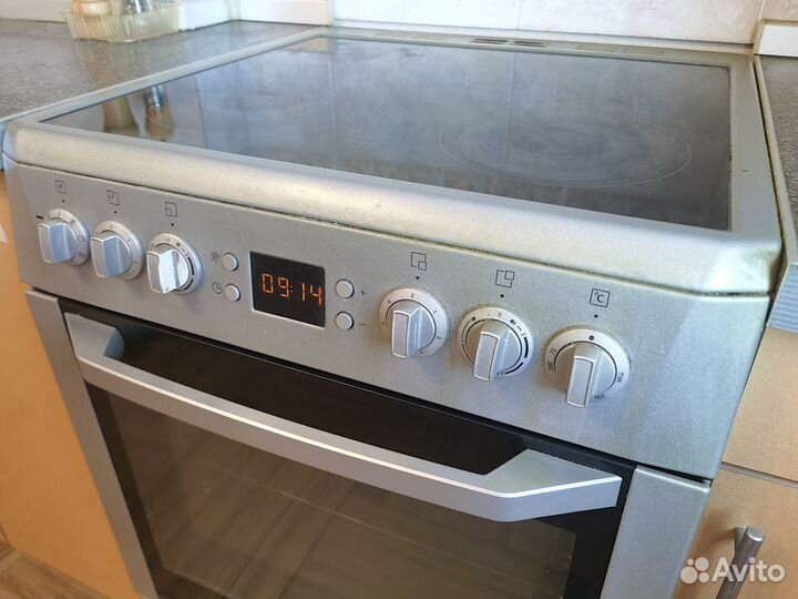 Плита электрическая Beko (стеклокерамика)