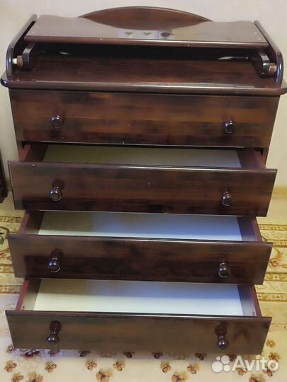 Кроватка и пеленальный комод фабрики Гандылян