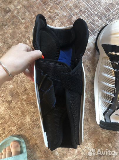 Наколенники, краги хоккейные,штаны,шорты