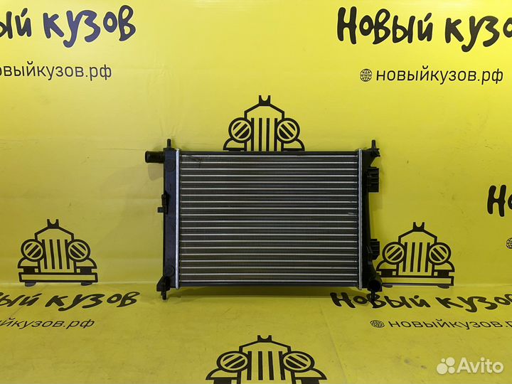 Радиатор охлаждения Kia Rio,Hyundai Solaris МКПП