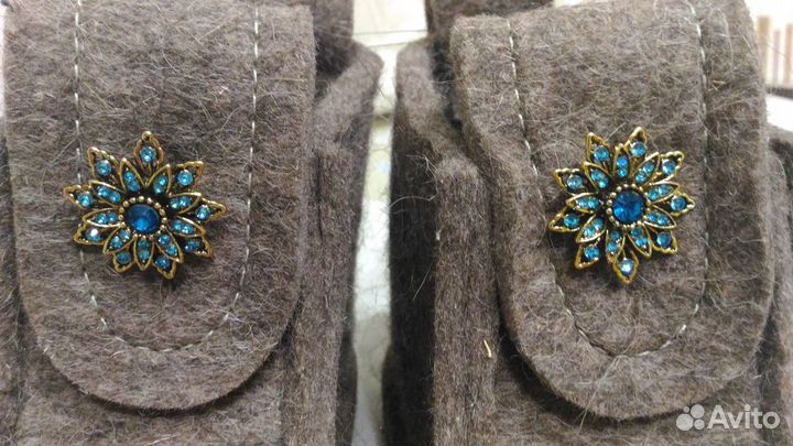 Брошь на валеши