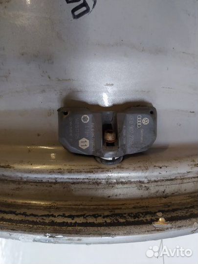 Диск литой Volkswagen Touareg 2005