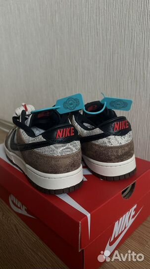 Кроссовки nike dunk low