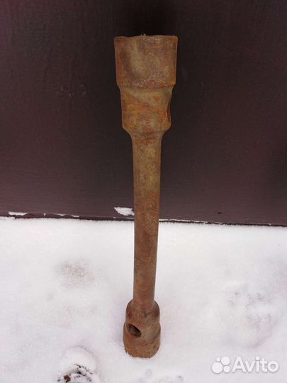 Ключ балонный