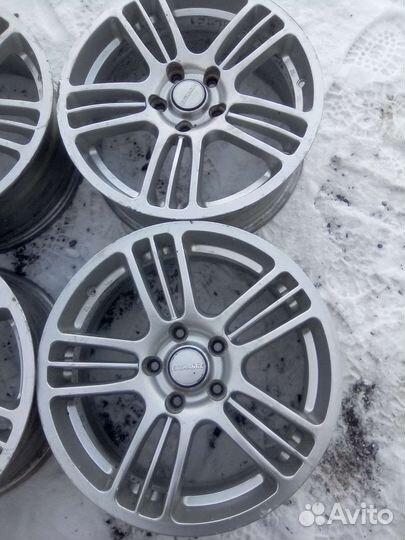 Литые диски R-17 5-114.3 цо-73.1