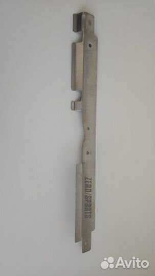 Направляющая накладка на радиатор zero/sports