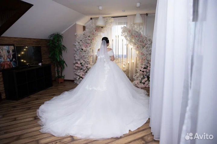 Продаю свадебное платье