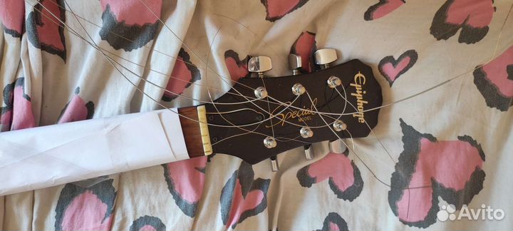 Аксессуары для гитары