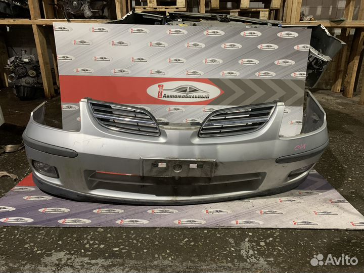 Бампер перед c Nissan Tino V10 QG18DE