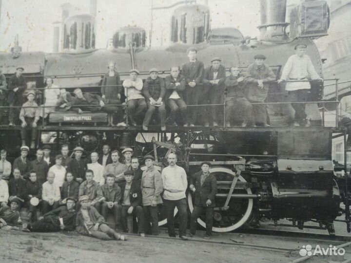Фото старинное. Сормово. Паровоз 20-30 года
