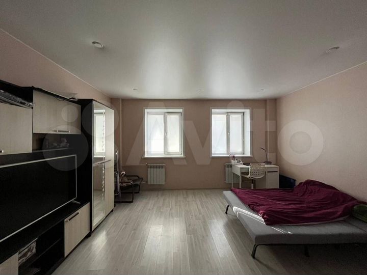 1-к. квартира, 43 м², 3/10 эт.