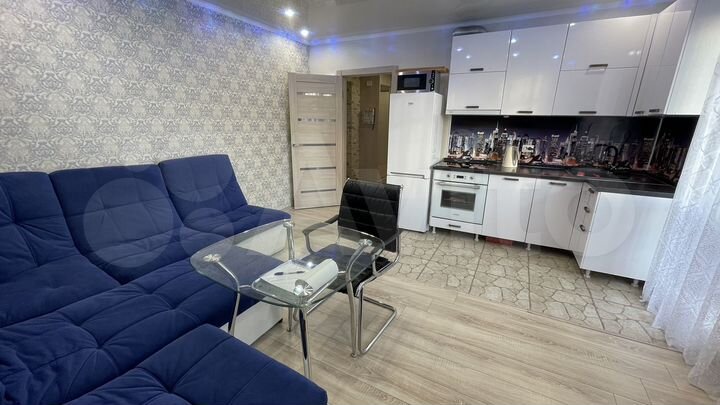 2-к. квартира, 52 м², 8/9 эт.