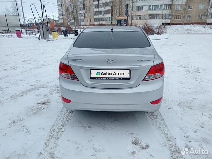 Hyundai Solaris 1.6 AT, 2013, 167 300 км