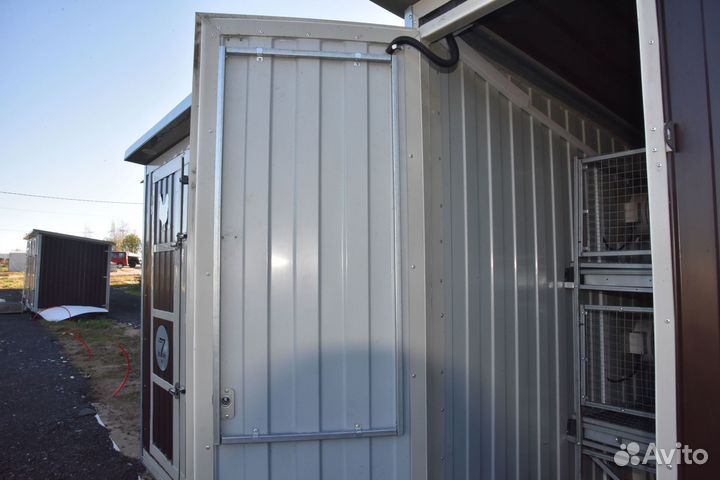 Инкубаторий с оборудованием в комплекте