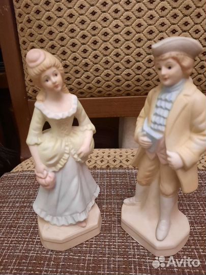 Статуэтки фарфор бисквит