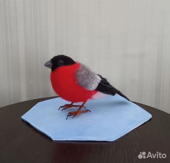 Снегирь из шерсти