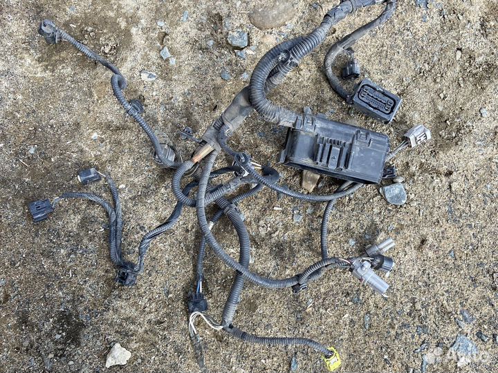 Коса под капот Toyota highlander 2015